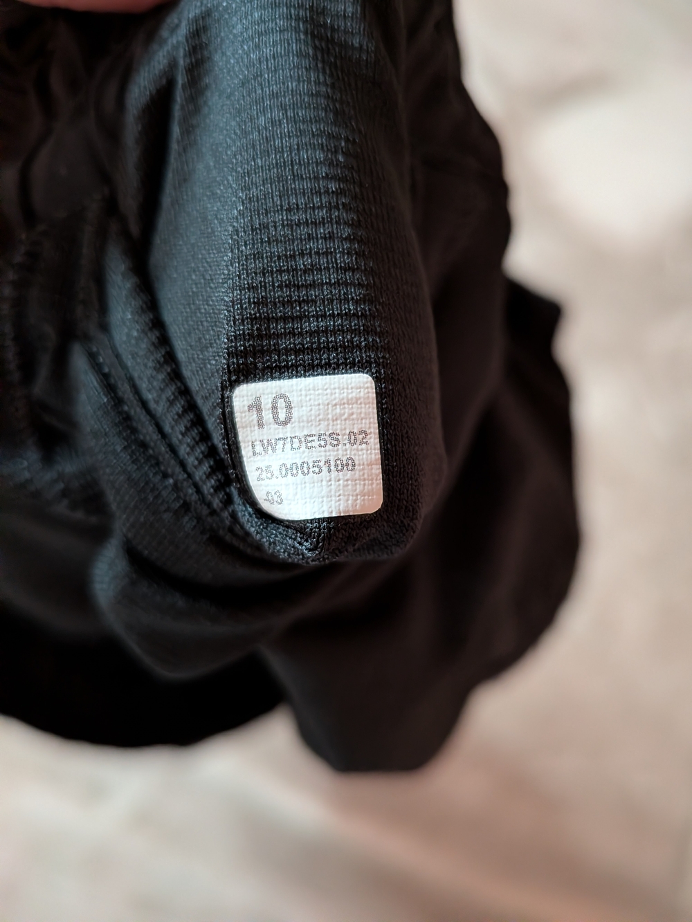 Lululemon Black Running Shorts Size 10 Lined Athletic Gym Activewear - Picture 4 of 5